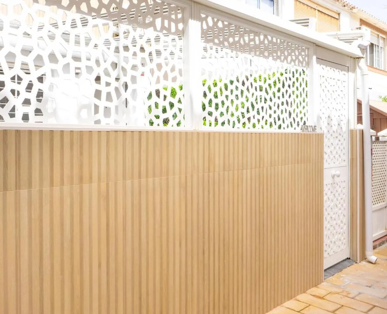 Chalet En Primera Linea De Playa Apartment Malaga