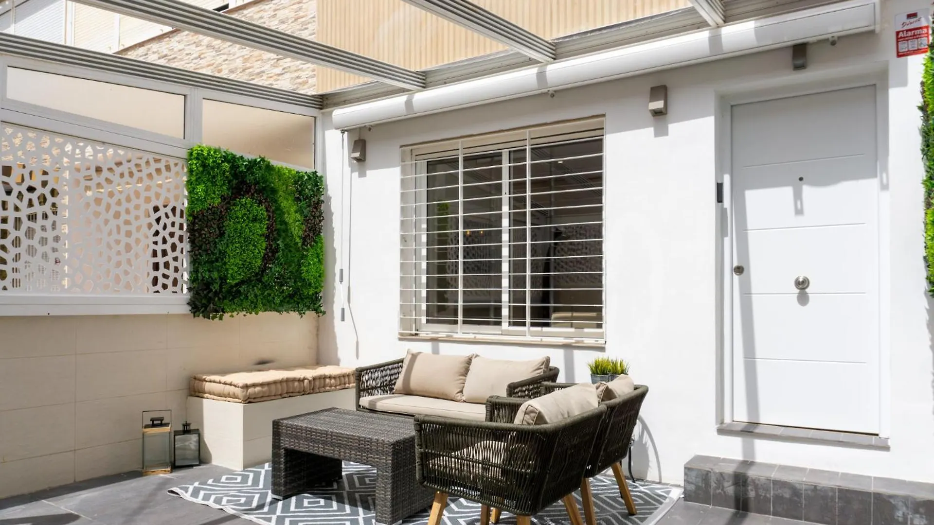 Chalet En Primera Linea De Playa Apartment Malaga