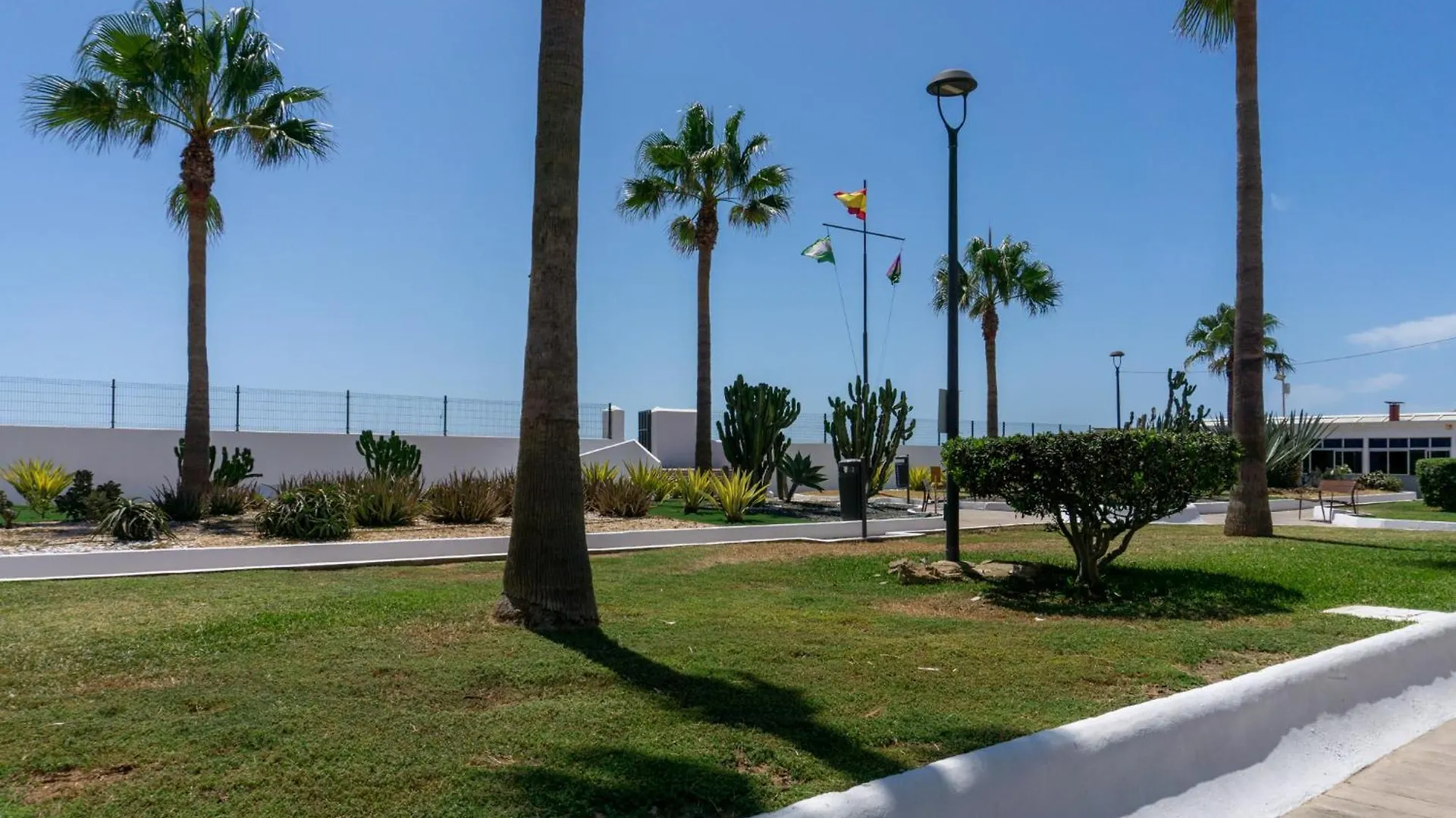 Chalet En Primera Linea De Playa Appartement Málaga