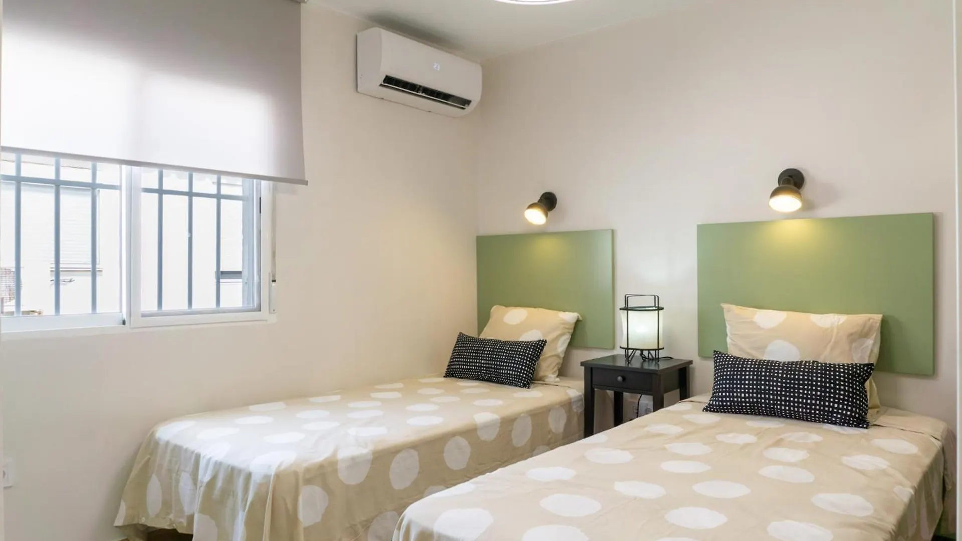 Chalet En Primera Linea De Playa Apartment Malaga