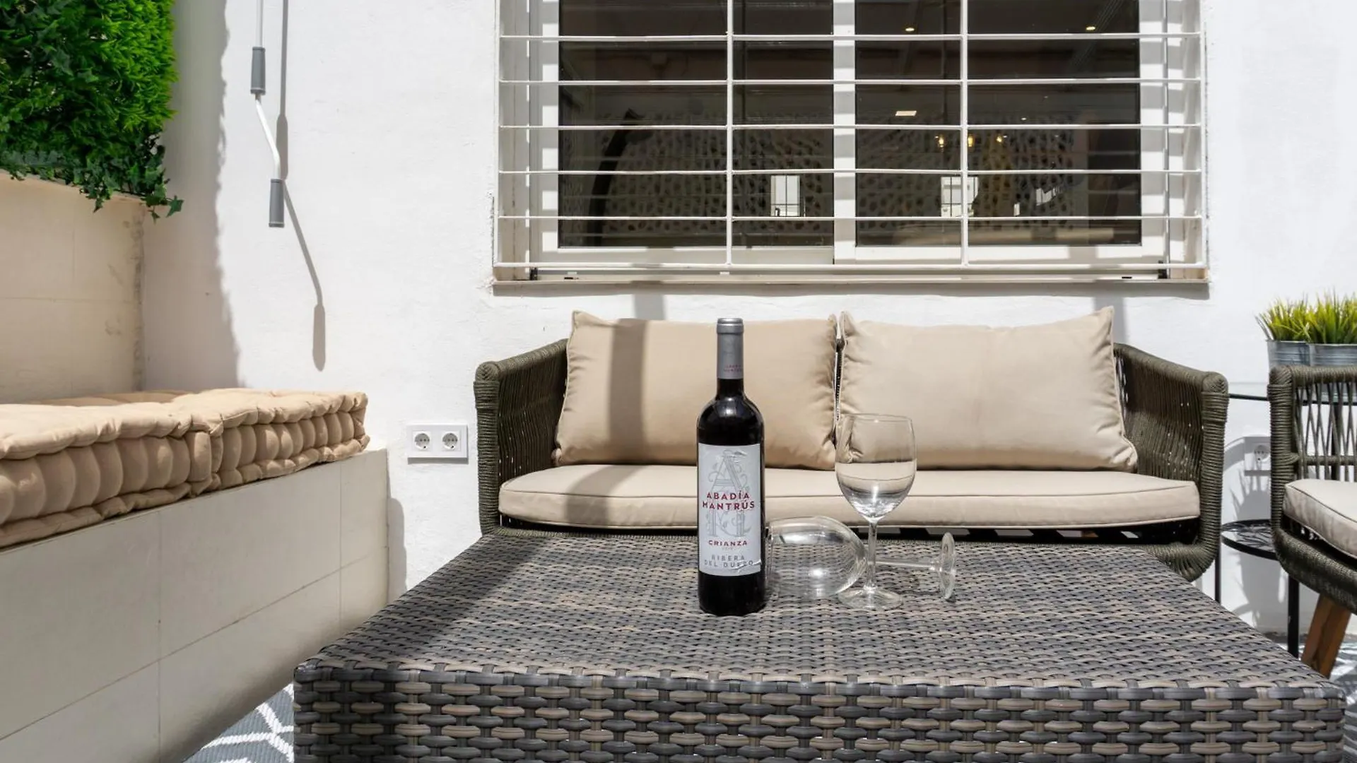 Chalet En Primera Linea De Playa Apartment Malaga